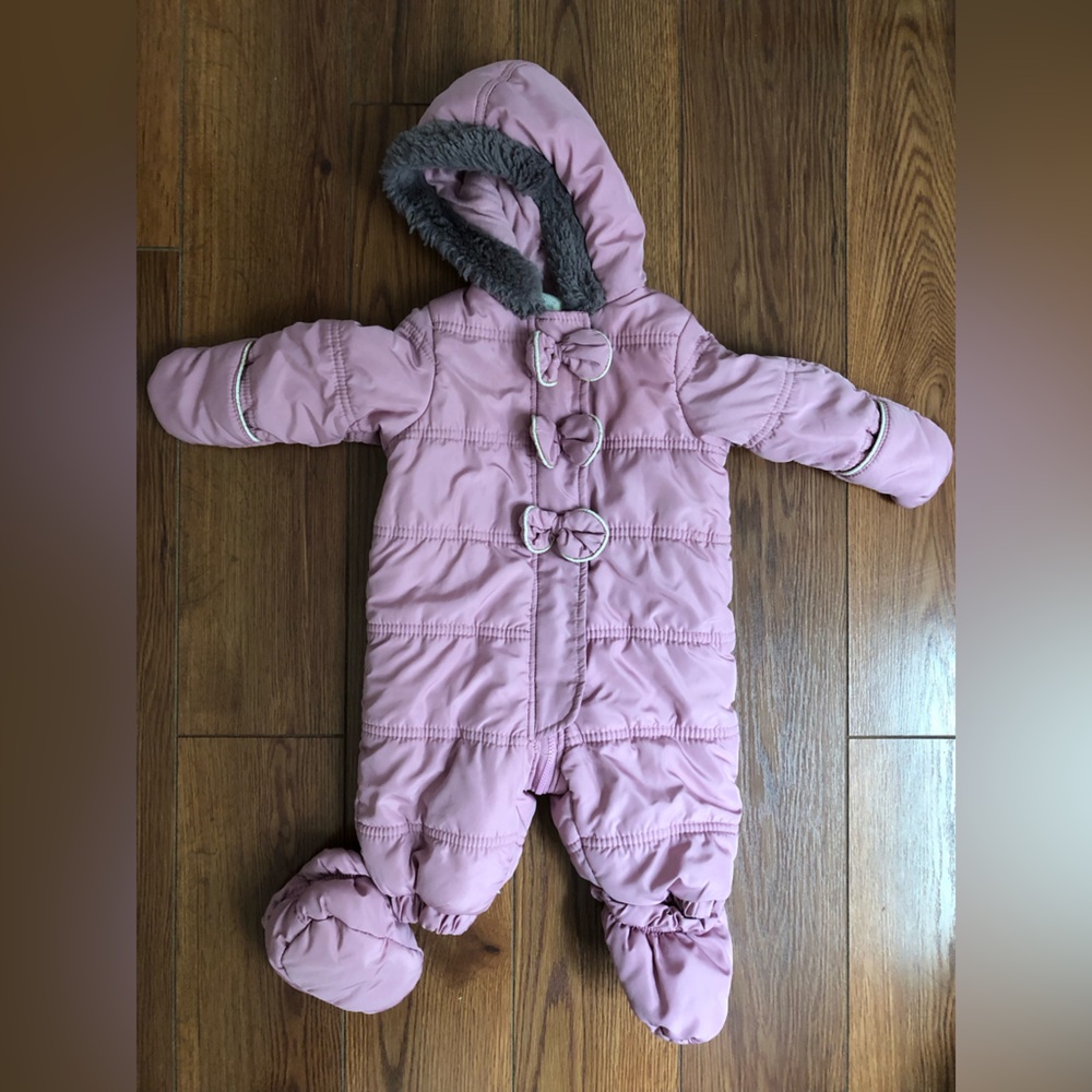 Super cute snowsuit